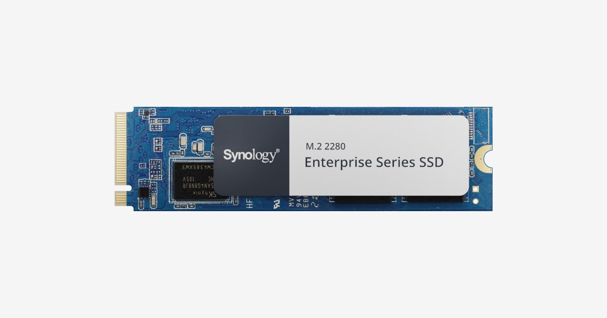 Synology SNV5420-400G 400GB M.2 22110 NVMe SSD